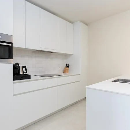 Leader - Casselbergh Residences アパート デ ハーン