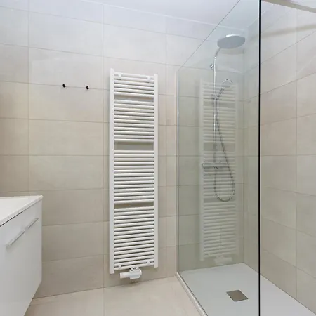 Apartment Leader - Casselbergh Residences *