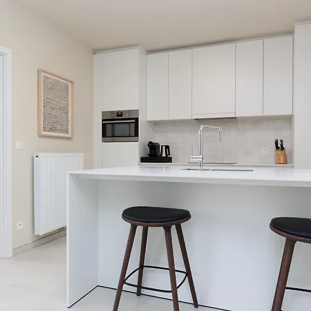 Leader - Casselbergh Residences アパート デ ハーン