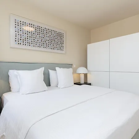 شقة Leader - Casselbergh Residences دي هان